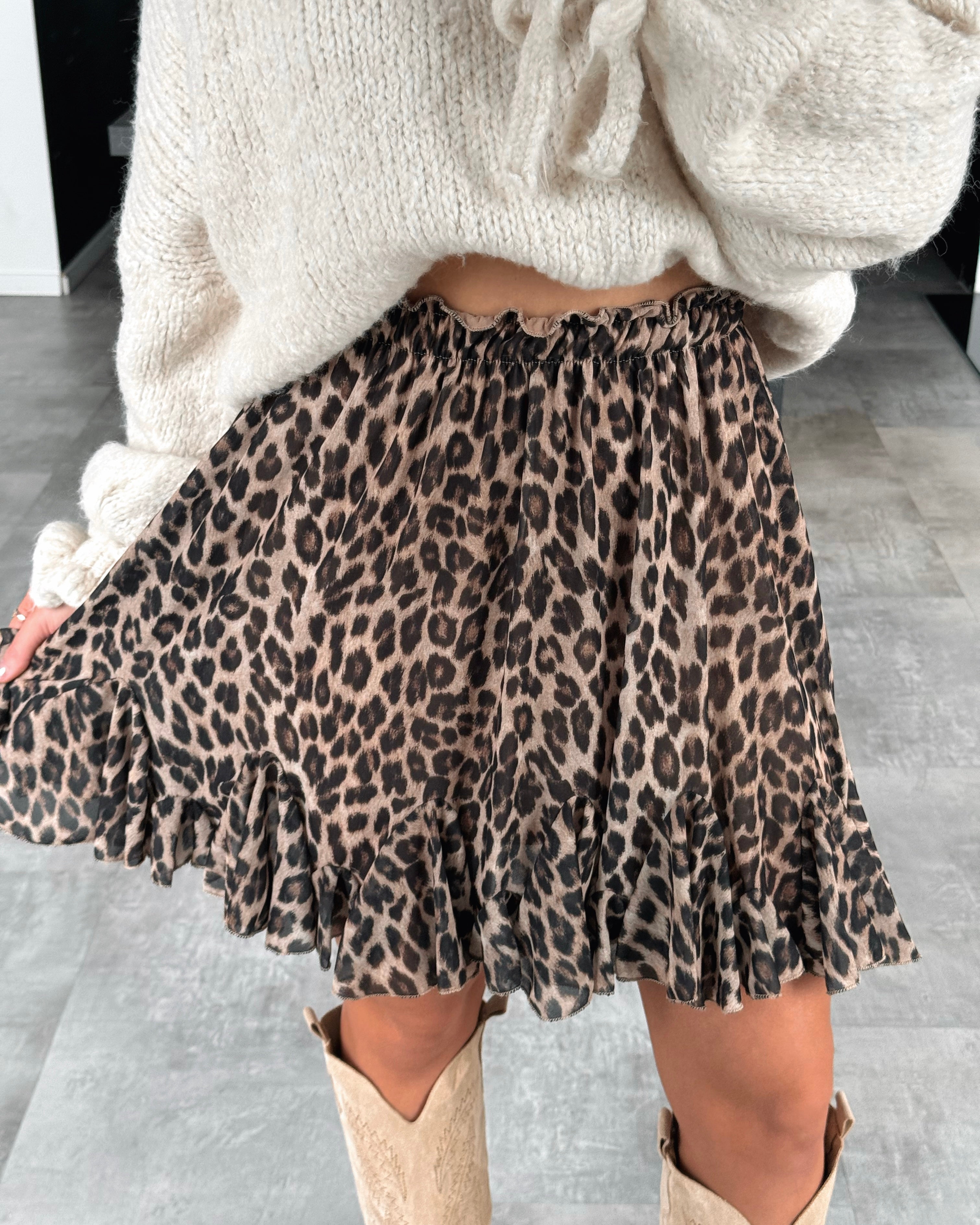 WildElegance™️ – Leopardmönstrad kjol för en sofistikerad och djärv look!